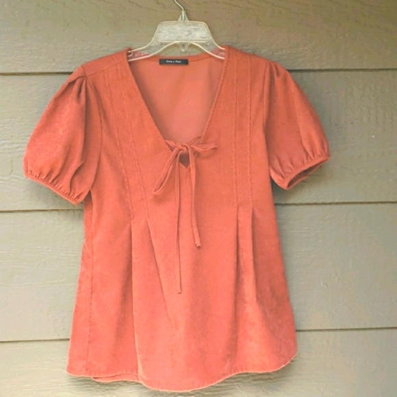 Doe & Rae rust corduroy peplum tie front top - Picture 1 of 9